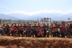 Gaungkan Sportivitas di Hari Bhayangkara ke-80, Kapolres Aceh Tenggara Resmi Buka Kejuaraan Grasstrack 2026