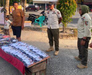 Satpol PP Kota Pekanbaru Kembali Menertibkan PKL di Atas Trotoar di Jalan HR. Soebrantas, Warga Beri Apresiasi Langkah Tegas Petugas